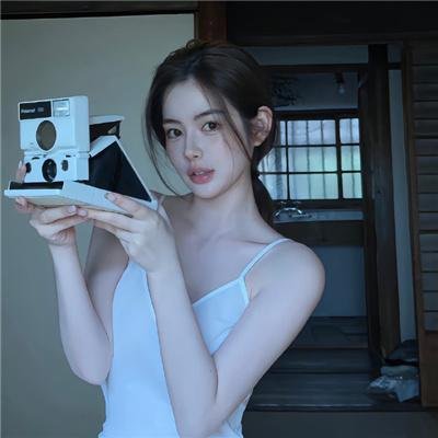 四片羽毛